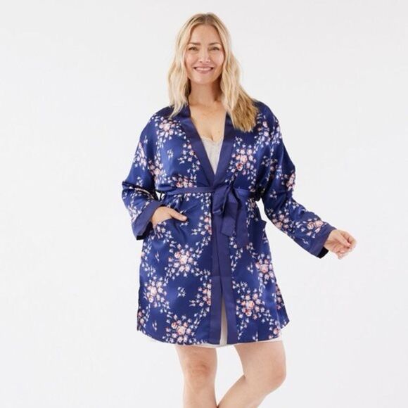 Morgan Lane x Fab Fit Fun Allie Robe - Navy Floral- Size Large/ X Large - Picture 1 of 9
